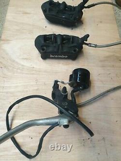Triumph Speed Triple 1050 2015 front brake system calipers master cylinder