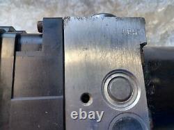 Pompe ABS ESP ECU Assy VW Transporter T5 7H0614517B 7H0907379R 10.0212-0020.4